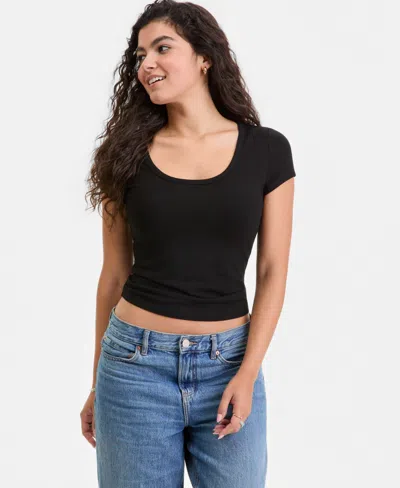 Hippie Rose Juniors' Scoop-neck Cap-sleeve Top In Black