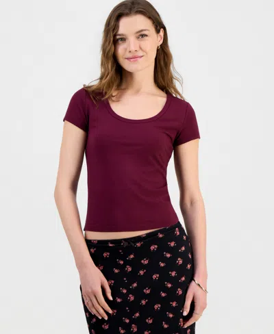 Hippie Rose Juniors' Scoop-neck Cap-sleeve Top In Purple