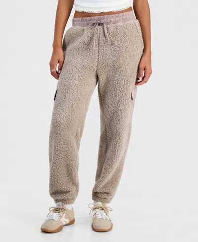 Hippie Rose Juniors' Sherpa Cargo Mid-rise Joggers In Neutral