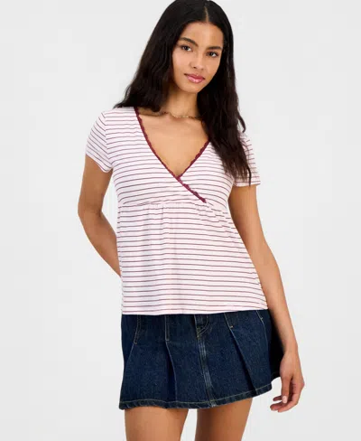 Hippie Rose Juniors' Surplice-neck Babydoll Top In Neutral