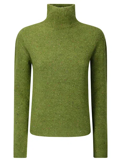 Hira Alpaca High Collar In Green