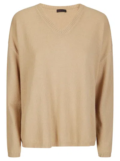 HIRA SOFT SWEATER WITH V-NECK