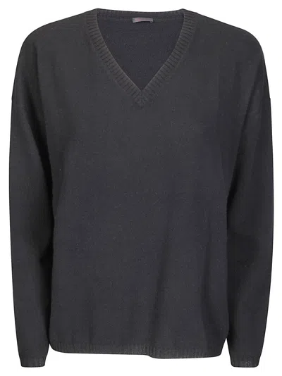 HIRA SOFT SWEATER WITH V-NECK
