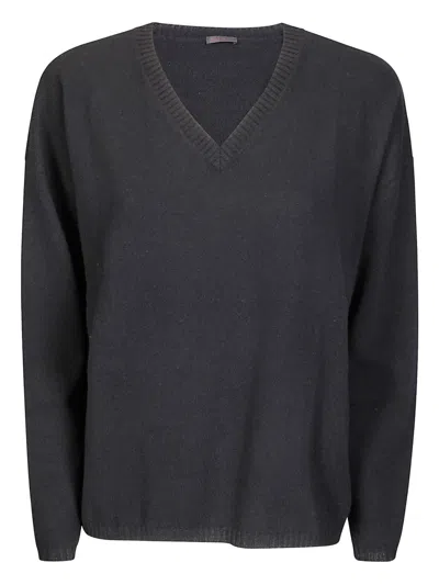 HIRA V-NECK CASHMERE SWEATER