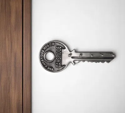 Hivvago 16" Silver Five Hook Wall Mount Key Shaped Coat Rack