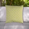 Hivvago 22" Green And White Quatrefoil Indoor Outdoor Throw Pillow In Green