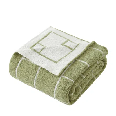 Hivvago 50" X 60" Green And White Fleece Knitted Geometric Plush Throw Blanket