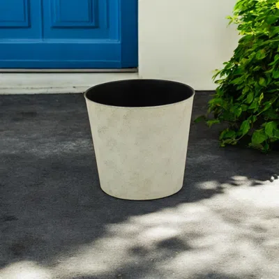 Hivvago 9" Gray Recycled Plastic Indoor Outdoor Round Pot Planter In Neutral