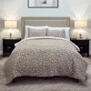 Hivvago Blush Floral Queen Quilt In Brown