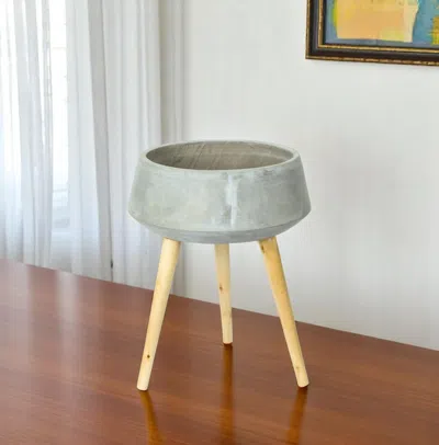 Hivvago Gray Cement And Wood 81 Ounce Round Distressed Pot Planter With Stand