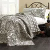 Hivvago King Size 3-piece Cotton Quilt Set In Black White Paisley Damask In Gray