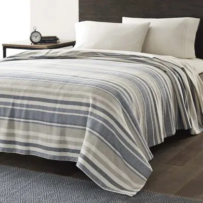 Hivvago King Size Navy Blue Tan Cream Chevron Stripe Lightweight Cotton Blanket