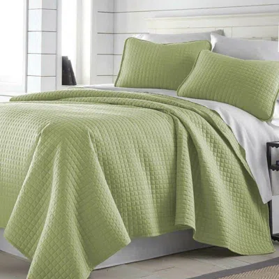 Hivvago Lightweight Sage Ultra Soft 3-piece Microfiber Quilt Set In Green