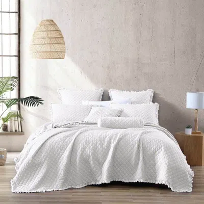 Hivvago Twin White Farmhouse Microfiber Diamond Quilted Bedspread Set Frayed Edges