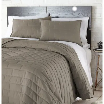 Hivvago Twin/twin Xl Modern Brick Stitch Microfiber Reversible 2 Piece Comforter Set In Taupe In Brown