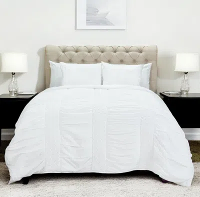 Hivvago White Geometric King Quilt