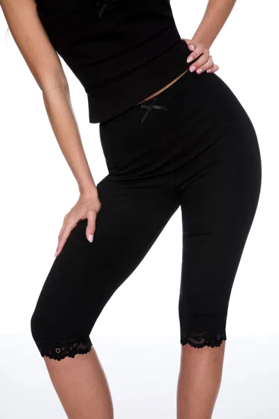 Ho24 Billy Capri In Black