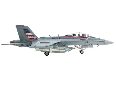 Hobby Master Boeing Ea-18g Growler Aircraft "vaq-140 Patriots Uss Harry S. Truman" (2015) United States Navy "air
