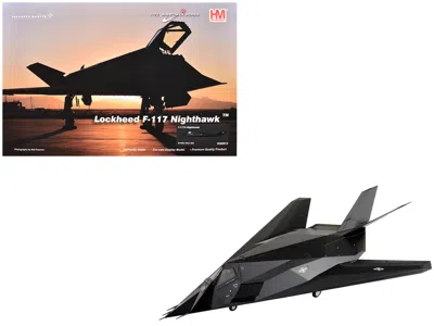Hobby Master Lockheed F-117a Nighthawk Stealth Aircraft "84-0809" (2022) United States Air Force "air Power Serie In Black