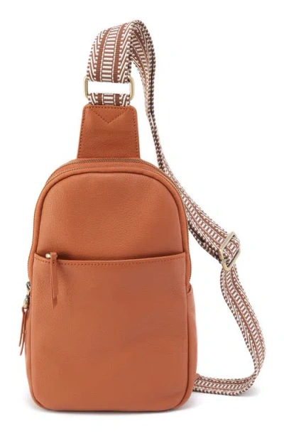 Hobo Cass Leather Sling Bag In Butterscotch