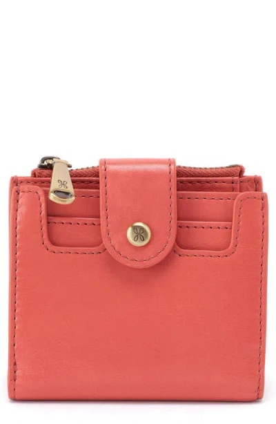 Hobo Dunn Leather Compact Wallet In Pink