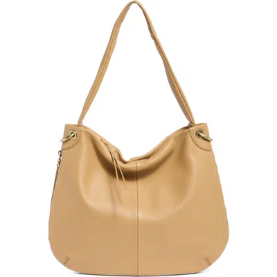 Hobo Fern Leather Shoulder Bag In Tan Cinnamon