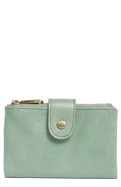 Hobo Ray Leather Bifold Wallet In Green