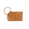 Hobo Sable Wristlet In Natural