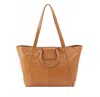 Hobo Sheila East-west Tote In Polished Leather Natural In Multi