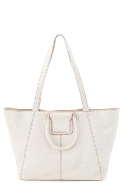 Hobo Sheila East/west Leather Tote In White
