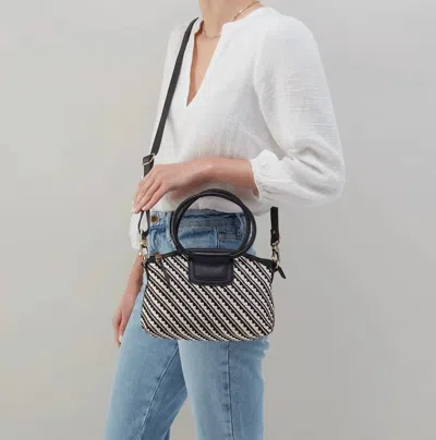 Hobo Women's Sheila Zip Crossbody In Black & White Woven