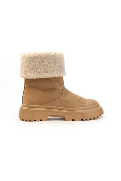 Hogan Boots Beige In Gold