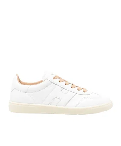 Hogan Low-cut Lace-up Sneakers In White