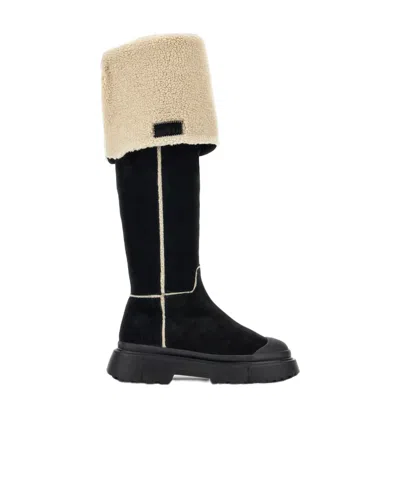 Hogan Fur Detailed Boots In Black