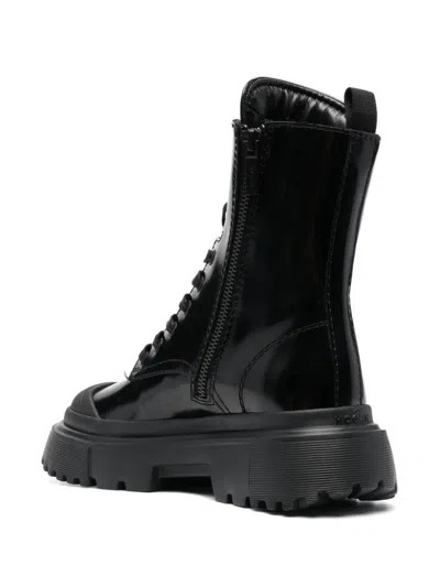 HOGAN GLOSSY BLACK ANKLE BOOTS WITH LACE-UP FRONT AND CHUNKY SOLE