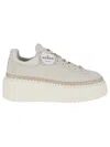 Hogan Sneakers With Textured Sole And Secure Fit In White