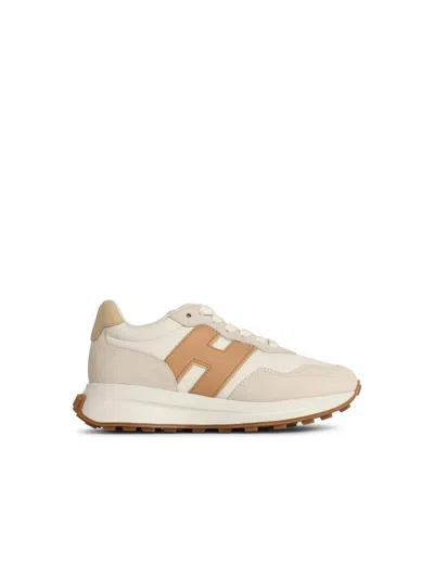 Hogan Leather Sneakers With Contrast Panel And Rubber Sole In Neutrals