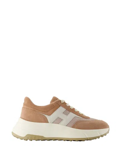 Hogan H 669 Mesh Panel Low-top Sneakers In Brown