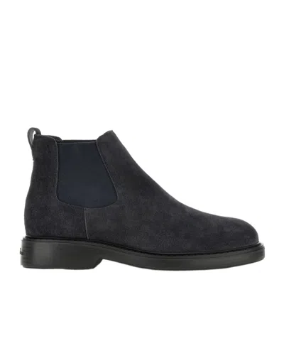 Hogan H704 Series Desert Boots In Black