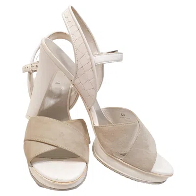 Pre-owned Hogan Leather And Suede White Sandals