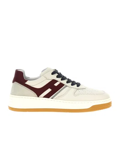 HOGAN HOGAN LOGO PATCH LACE-UP SNEAKERS