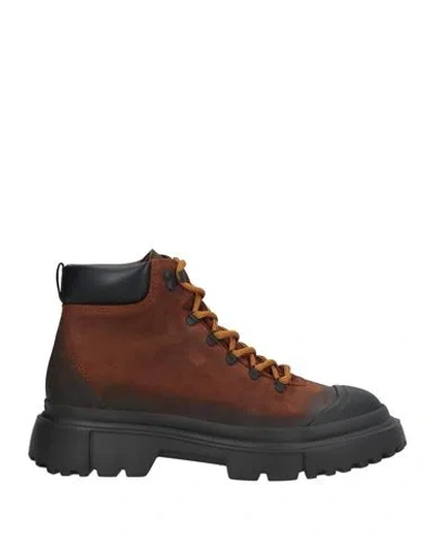 Hogan H619 Ankle Boots In Split Leather In Brown