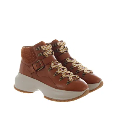 Hogan Ankle Boots In Brown