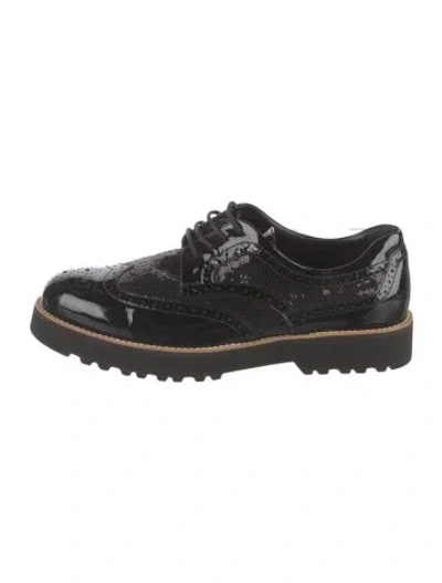 Pre-owned Hogan Patent Leather Oxfords In Black