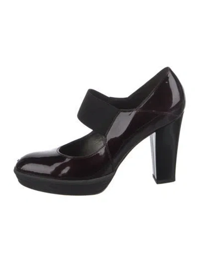 Pre-owned Hogan Patent Leather Pumps In Black
