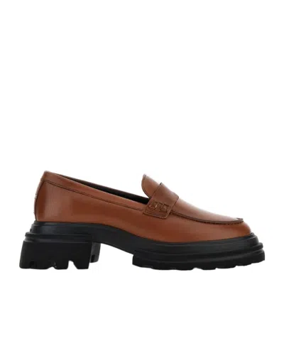 HOGAN HOGAN ROUND-TOE SLIP-ON LOAFERS