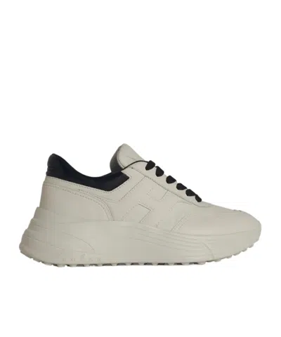 Hogan Round Head Low-cut Sneakers In Nude