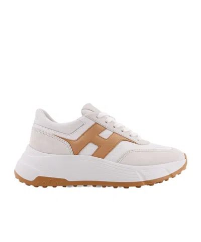 Hogan Round Head Low-cut Sneakers In White