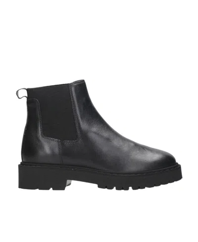Hogan Round Toe Chelsea Boots In Black