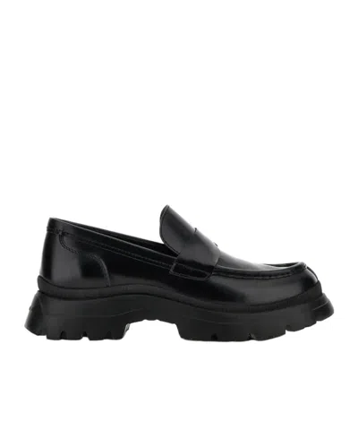 HOGAN ROUND-TOE LOAFERS